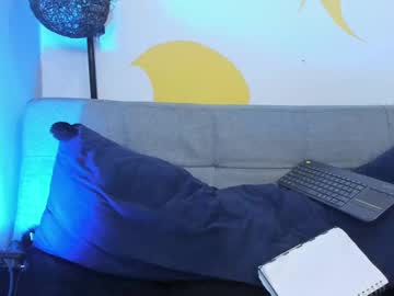 lukacastillo from chaturbate taken in 2025-05-22