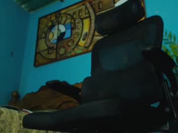 phlilloyhighclouds from chaturbate taken in 2025-05-27