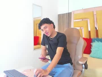 thomas_brackk from chaturbate taken in 2025-05-27