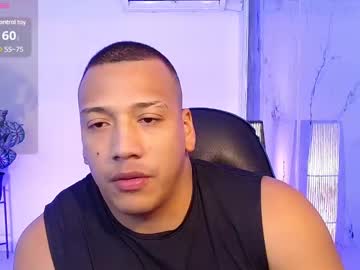 tom_muscle1 from chaturbate taken in 2025-05-29