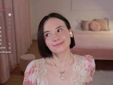 _female_essence_ from chaturbate taken in 2025-06-30
