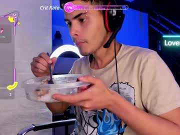 _white_fox_ from chaturbate taken in 2025-06-19