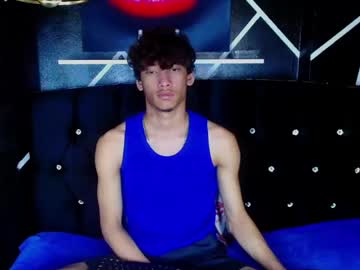 aaron_schott from chaturbate taken in 2025-06-15