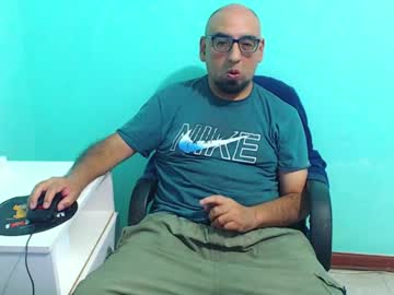 arnelux72 from chaturbate taken in 2025-06-08