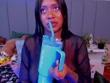 julianamiller from chaturbate taken in 2025-06-04