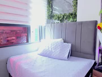 kattefox__ from chaturbate taken in 2025-06-12