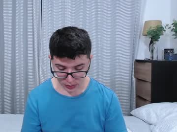 kevinhunts from chaturbate taken in 2025-06-21