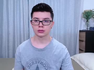 kevinhunts from chaturbate taken in 2025-06-28