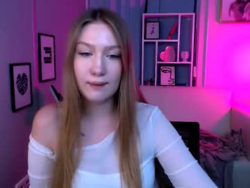 playful_sophie from chaturbate taken in 2025-06-20