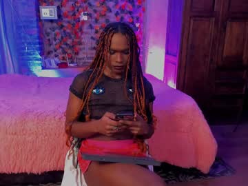 thegoldenbitch from chaturbate taken in 2025-06-05