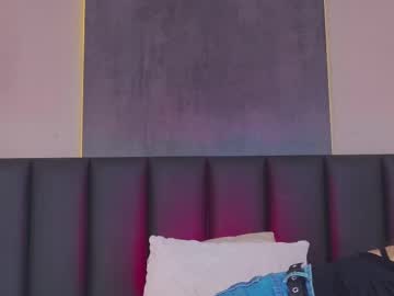 tiffvalentinee_ from chaturbate taken in 2025-06-01