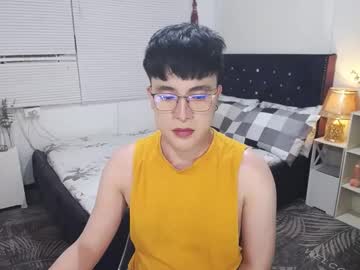 yourlivingonurdream from chaturbate taken in 2025-06-17