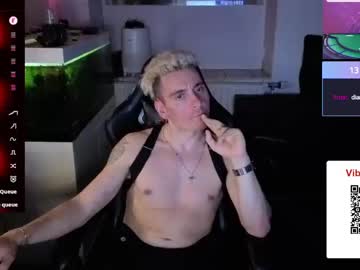 rayzel_white from chaturbate taken in 2026-05-24