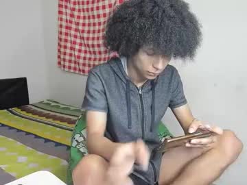 rolling_05 from chaturbate taken in 2026-05-24