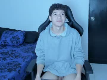 foniland_ from chaturbate taken in 2026-07-01