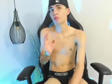 darwin_vargas from chaturbate taken in 2026-10-03