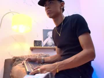 guarne_cam from chaturbate taken in 2026-10-10
