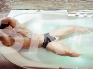liamreigns_ from chaturbate taken in 2026-10-03